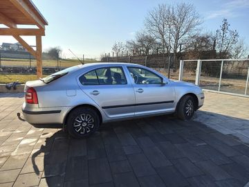 2.0 TDI-103kW-Servisováno