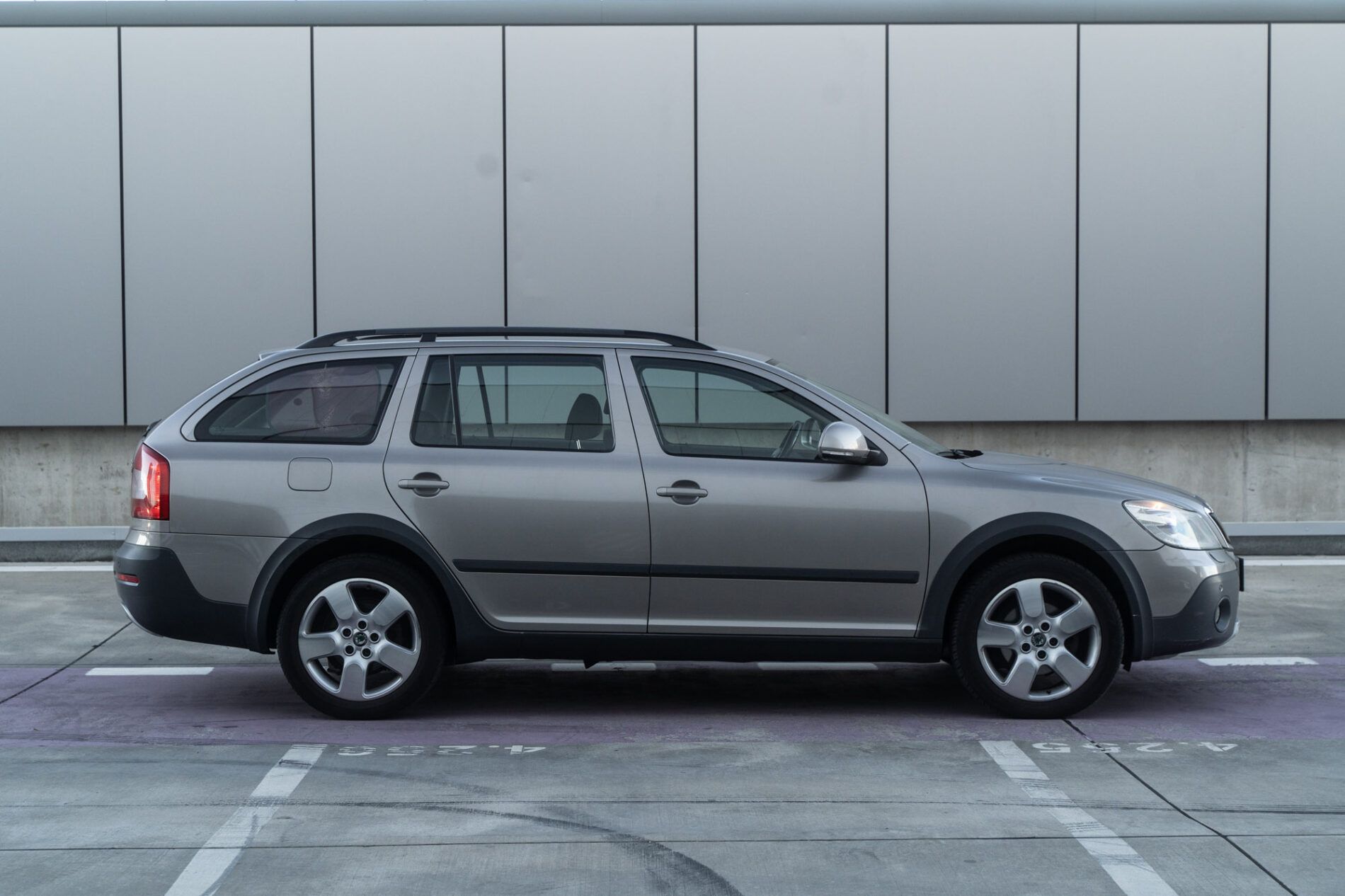 Škoda, Octavia Combi - fotka 4