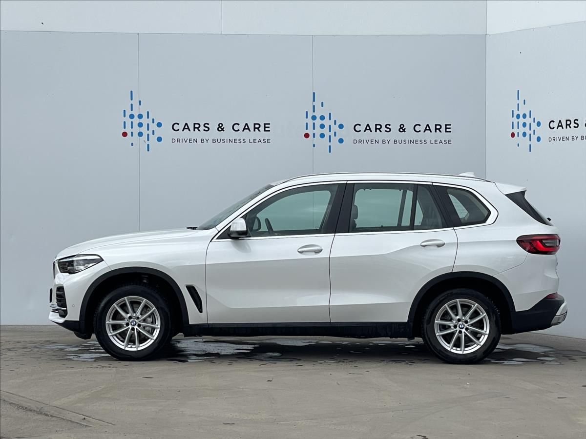 BMW X5, 3,0 xDrive40i AT8 LED+TAŽNÉ - fotka 2