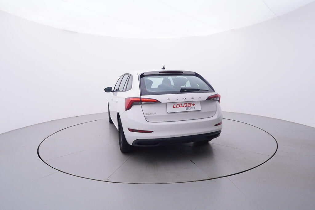 Škoda Scala, Ambition 1.0 TSI 70 kW - fotka 4