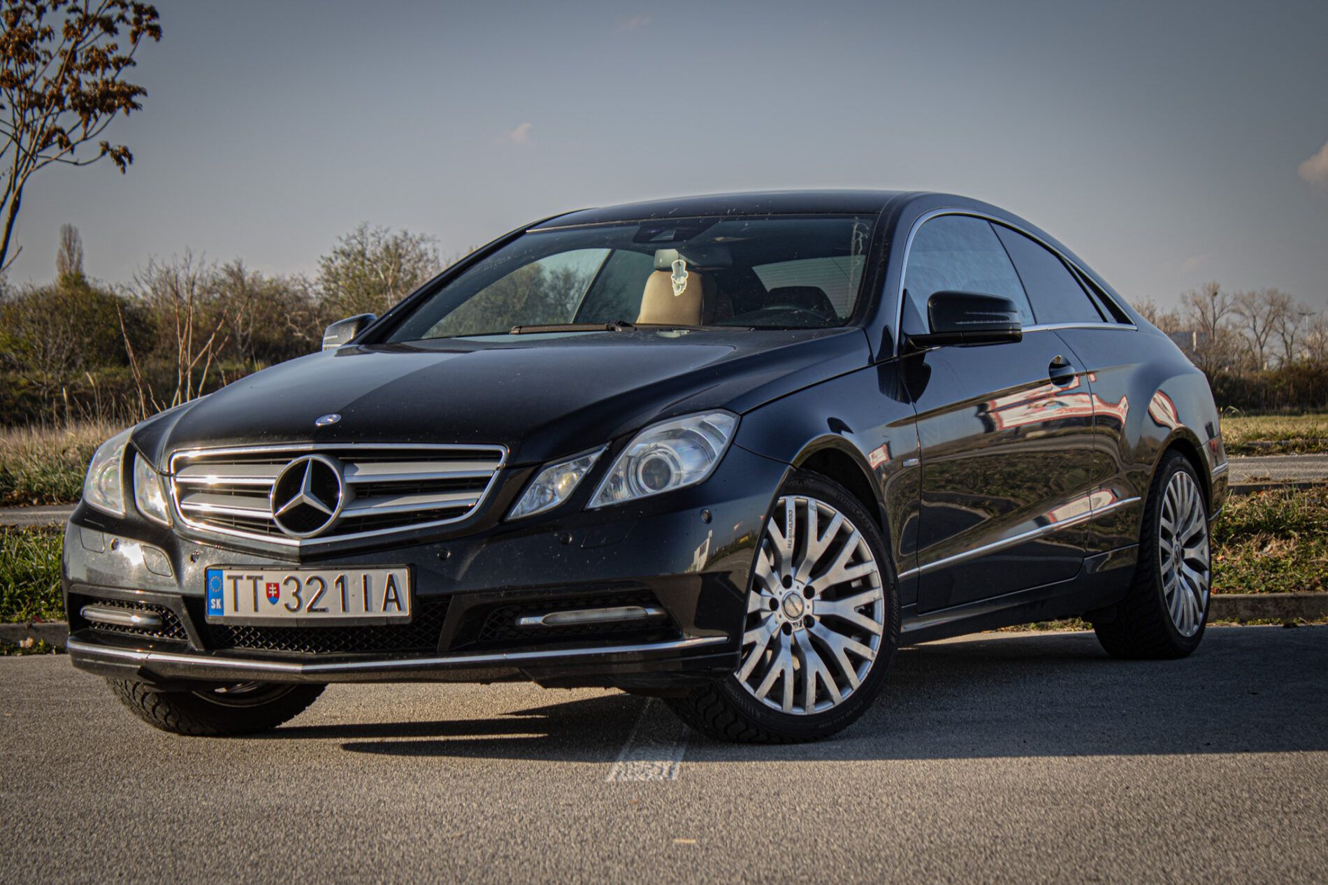 Mercedes-Benz, E trieda Coupé