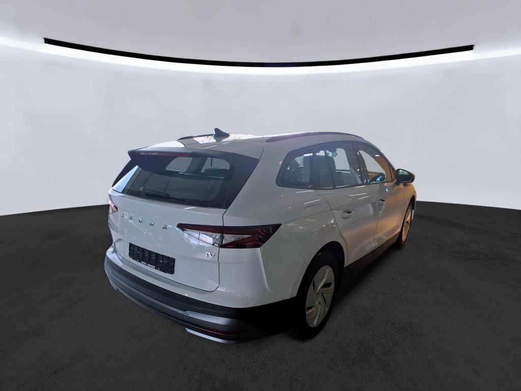 Škoda Enyaq iV, 109kw, 52kwh - fotka 4