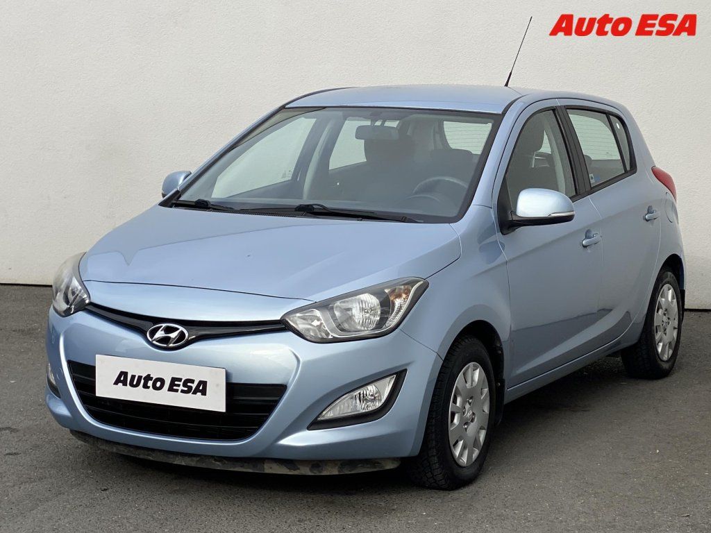 Hyundai i20, 1.2 i,ČR,AC,+kola - fotka 3