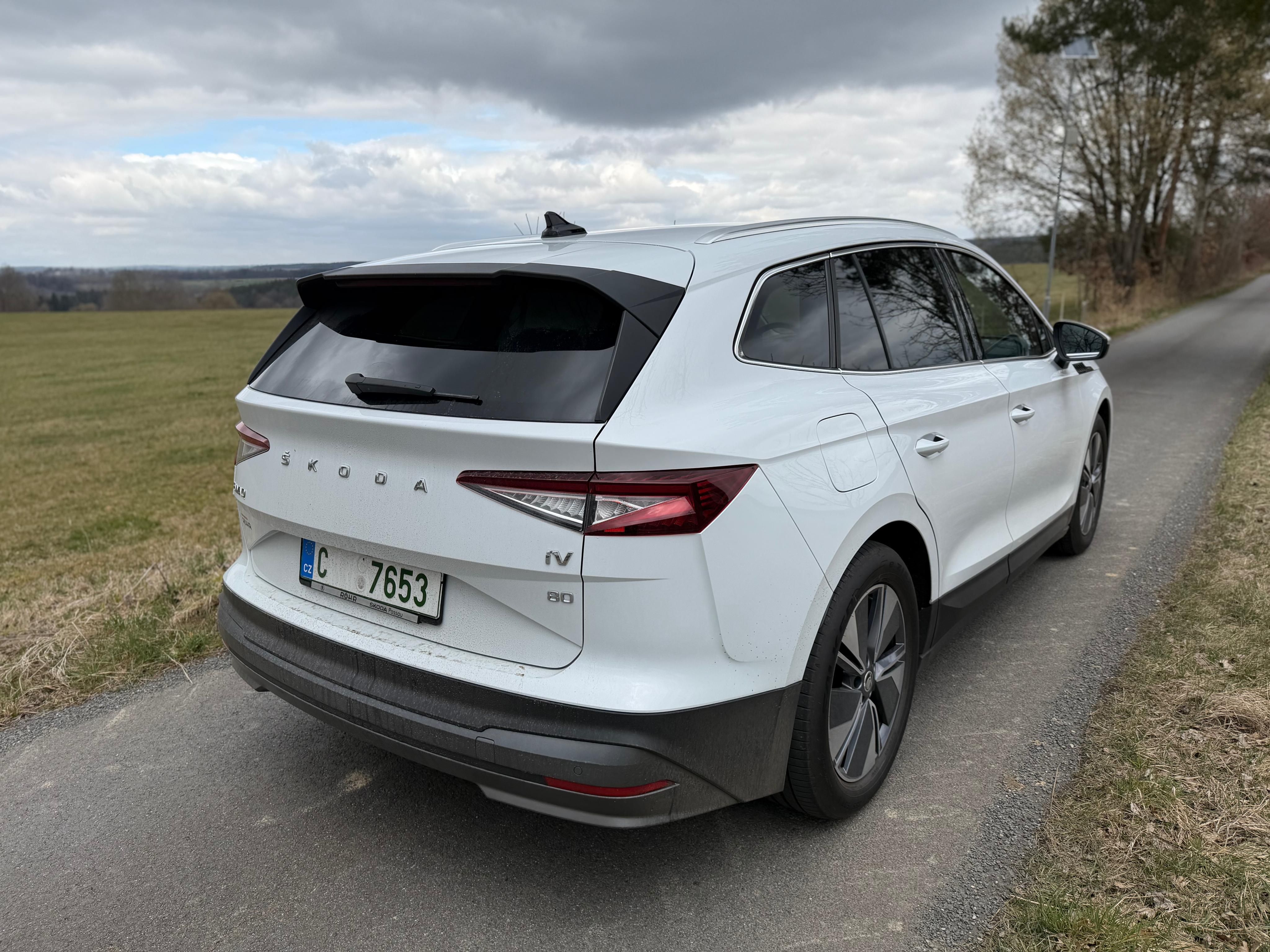 Škoda Enyaq iV, iV80 150kW/LOFT/MATRIX/TČ/ - fotka 3
