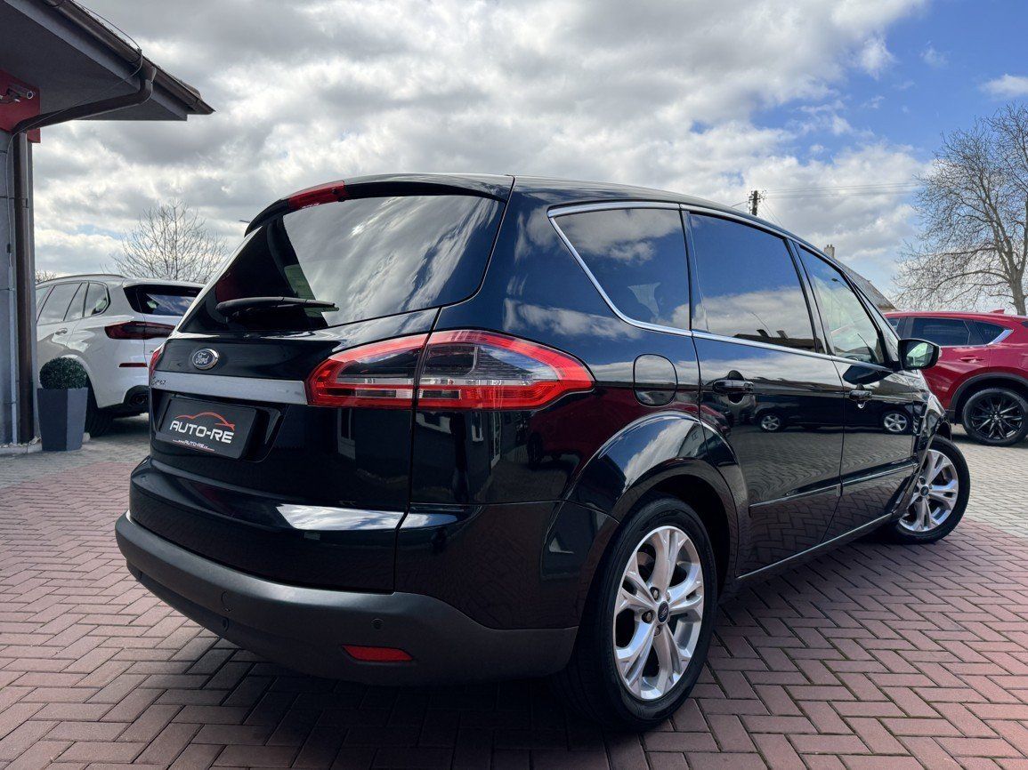 Ford S-MAX, 2.0TDCi Titanium Navi Pano - fotka 2