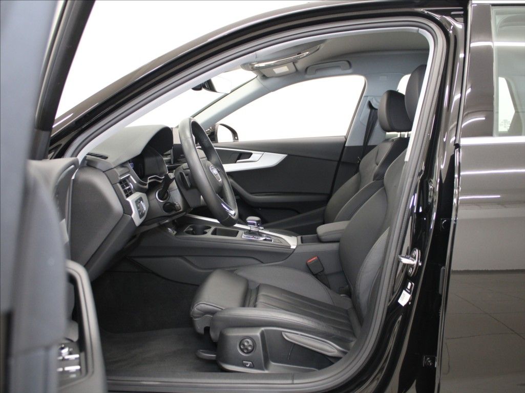 Audi A4, 2,0 TFSi 150kW Avant ACC LED - fotka 6