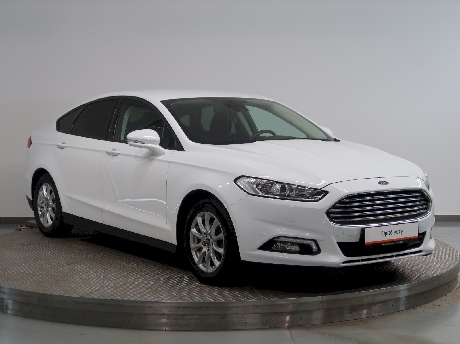 Ford Mondeo, 1.5ecoBoost 121KW - fotka 6