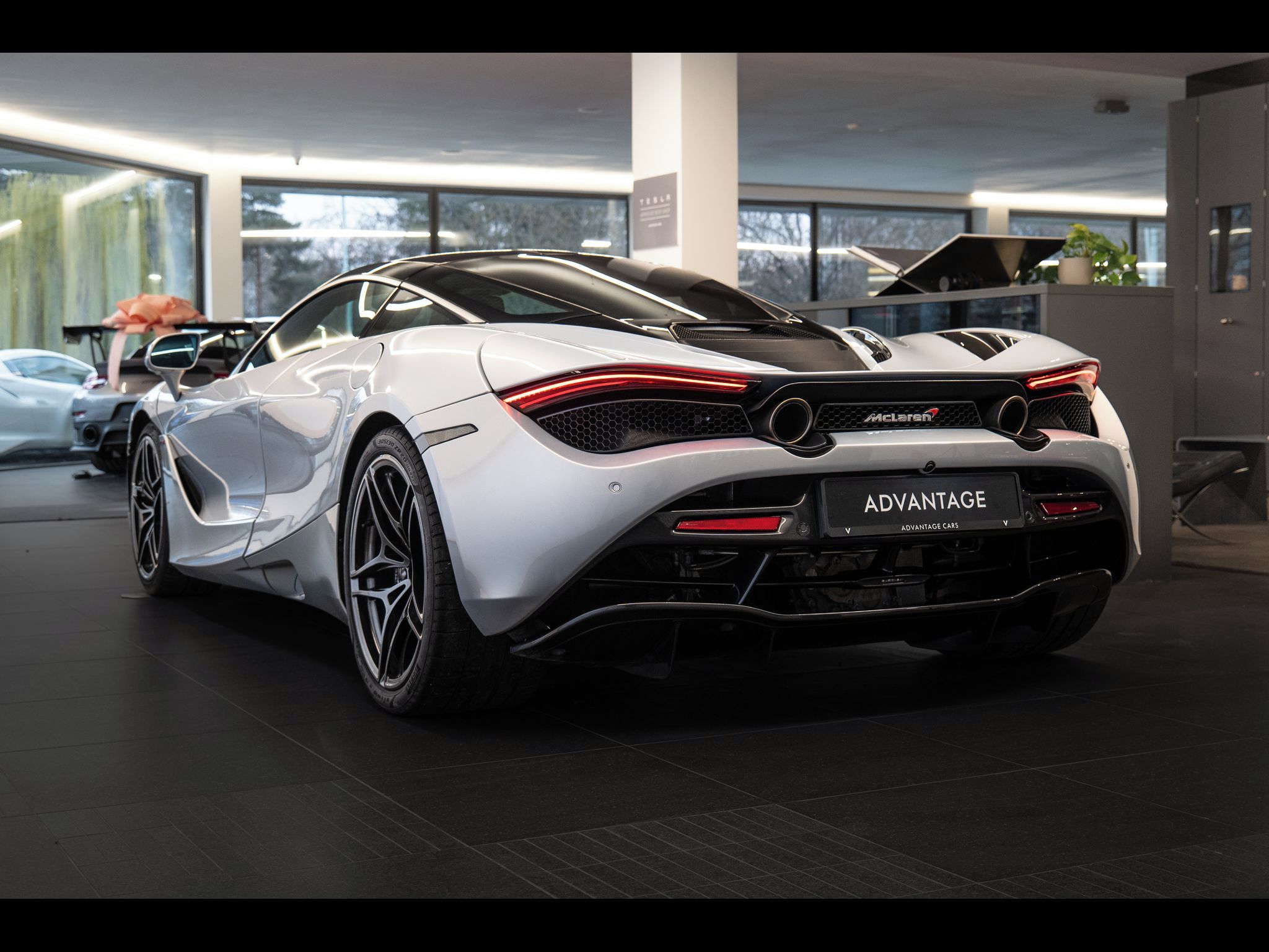 McLaren 720S, 360/LED/B&O Audio - fotka 4