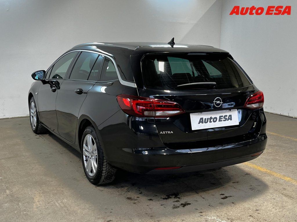Opel Astra, 1.5 CDTi,Elegance,LED,navi - fotka 6