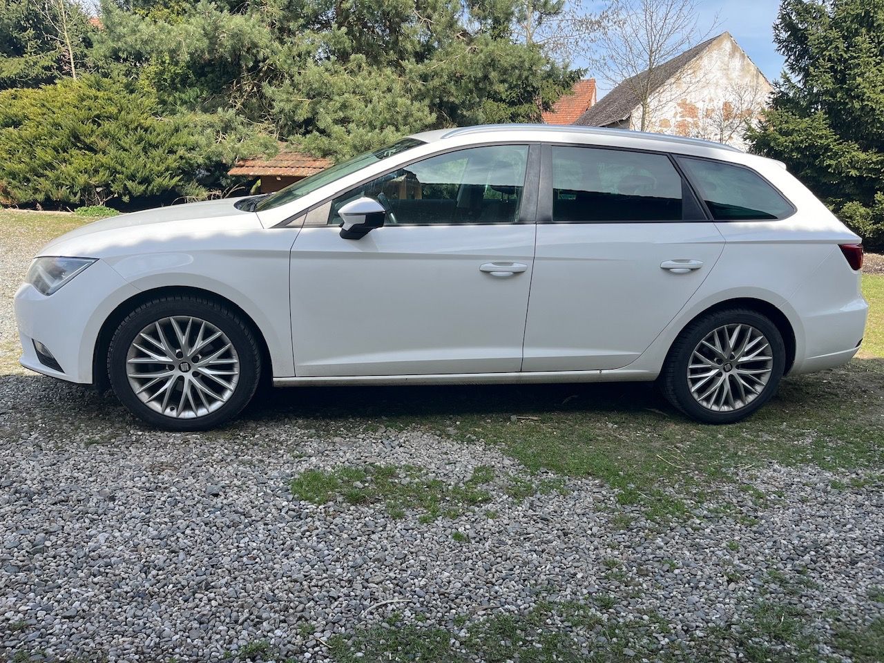 Seat Leon, 1,6 TDI DSG Full Led  Cebia - fotka 2