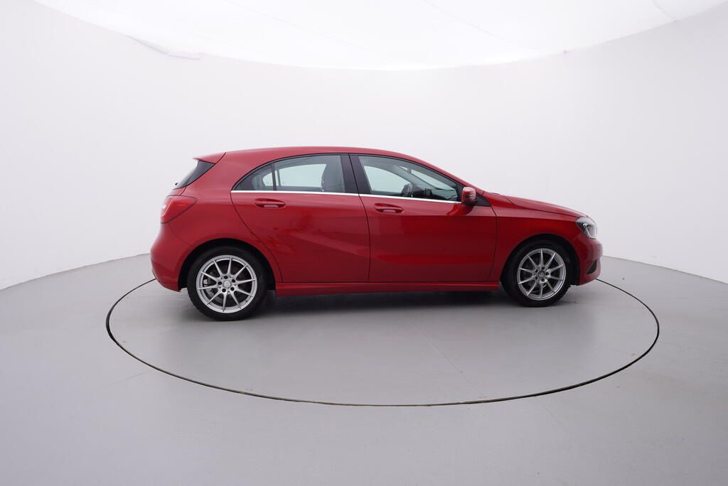Mercedes-Benz Třídy A, 1.5 66 kW - fotka 6