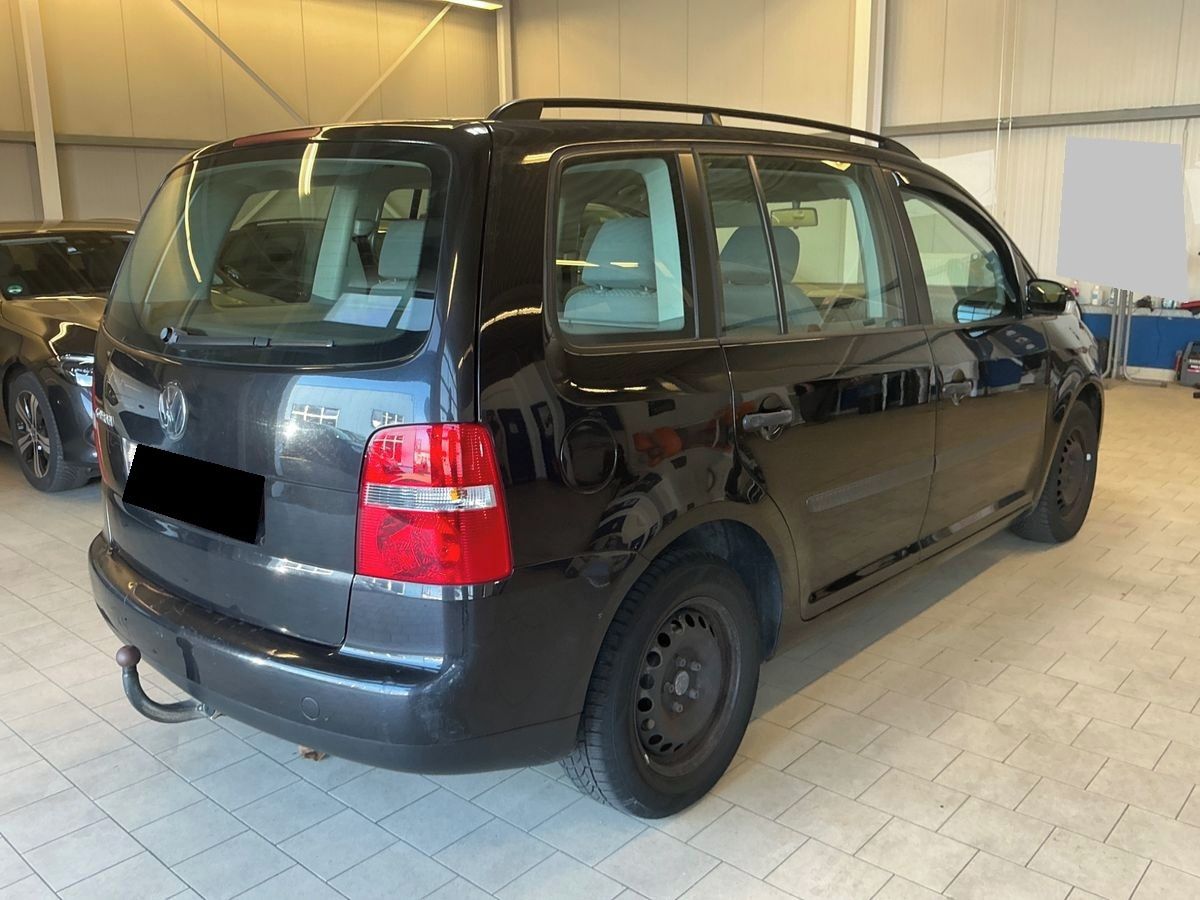 Volkswagen Touran, 1.6 Mpi 75KW 151tkm BEZ KOROZE - fotka 2