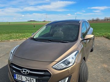 Hyundai i30 1,6 Diesel, 100 kW