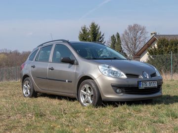 1.5 dCi, 102 tis. km, klima,