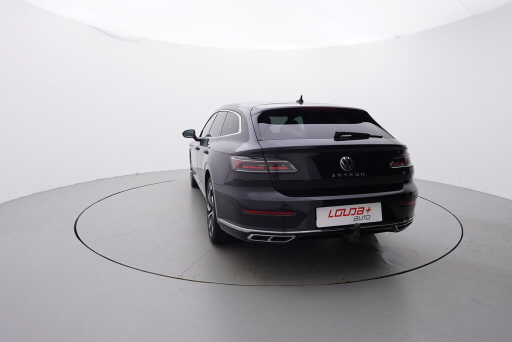 Volkswagen Arteon, R-Line 2.0 TDI 147 kW - fotka 4