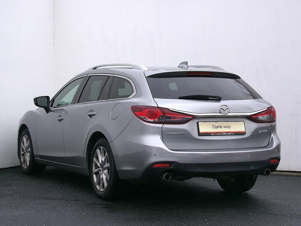 Mazda 6, Attraction 2.2 SHY 110 kW - fotka 6