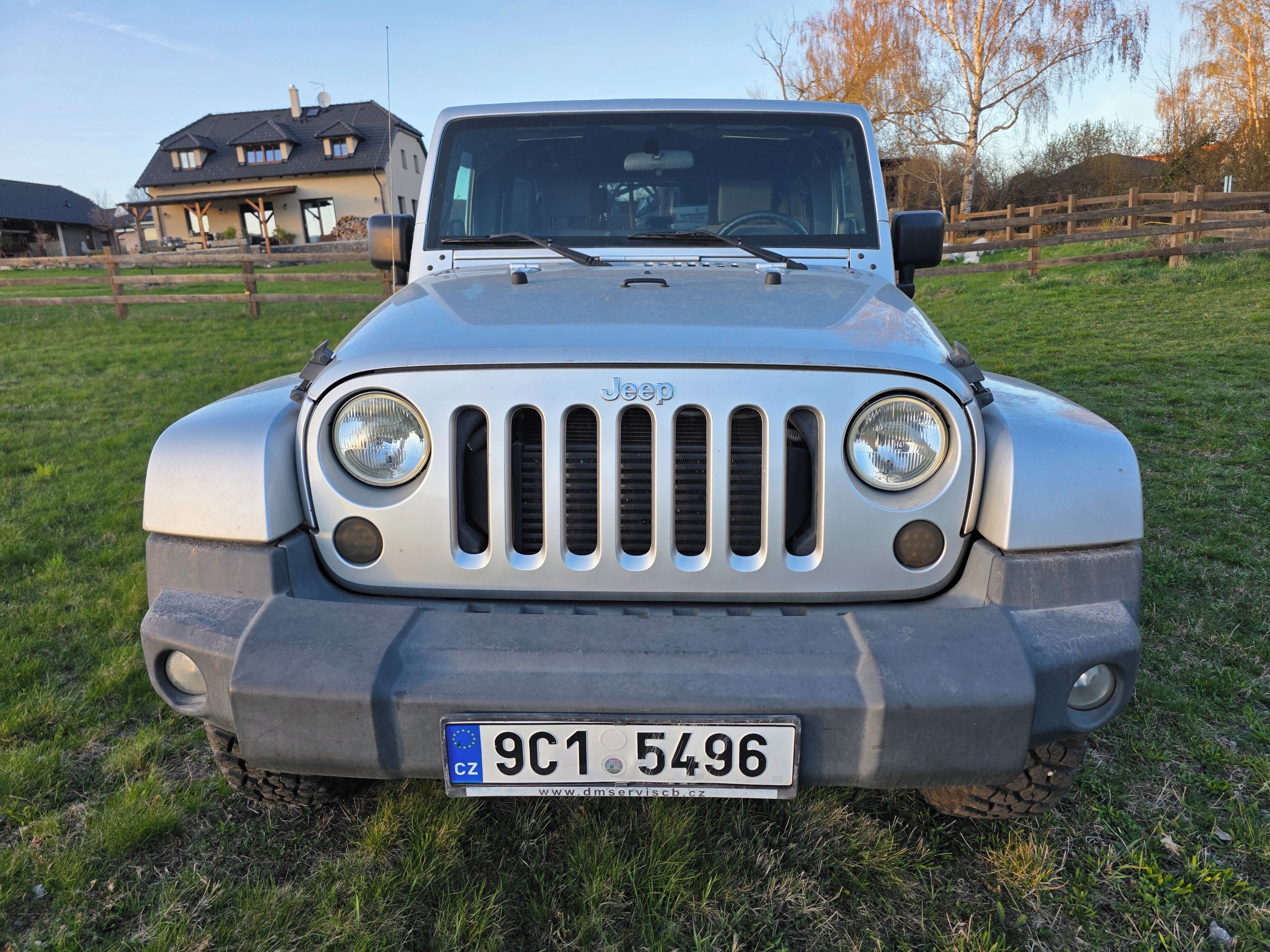Jeep Wrangler, 2.8CRD SAHARA 4X4 - fotka 2