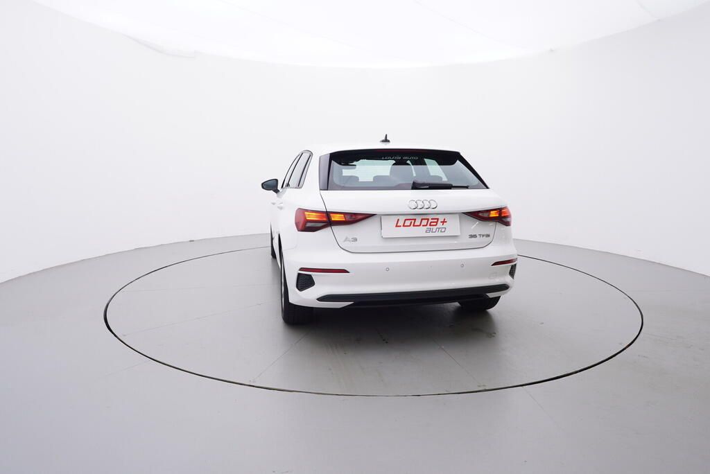 Audi A3, 1.5 TSI 110 kW - fotka 4