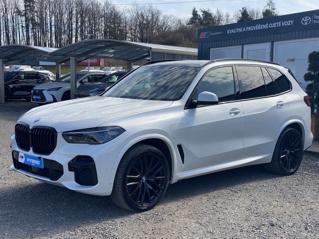 BMW X5, xDrive45e, ČR, tažné, 4x4, DPH - fotka 3