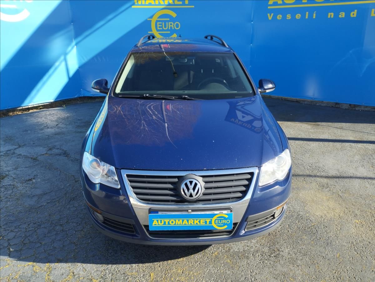 Volkswagen Passat, 2,0 TDi 103KW - fotka 2