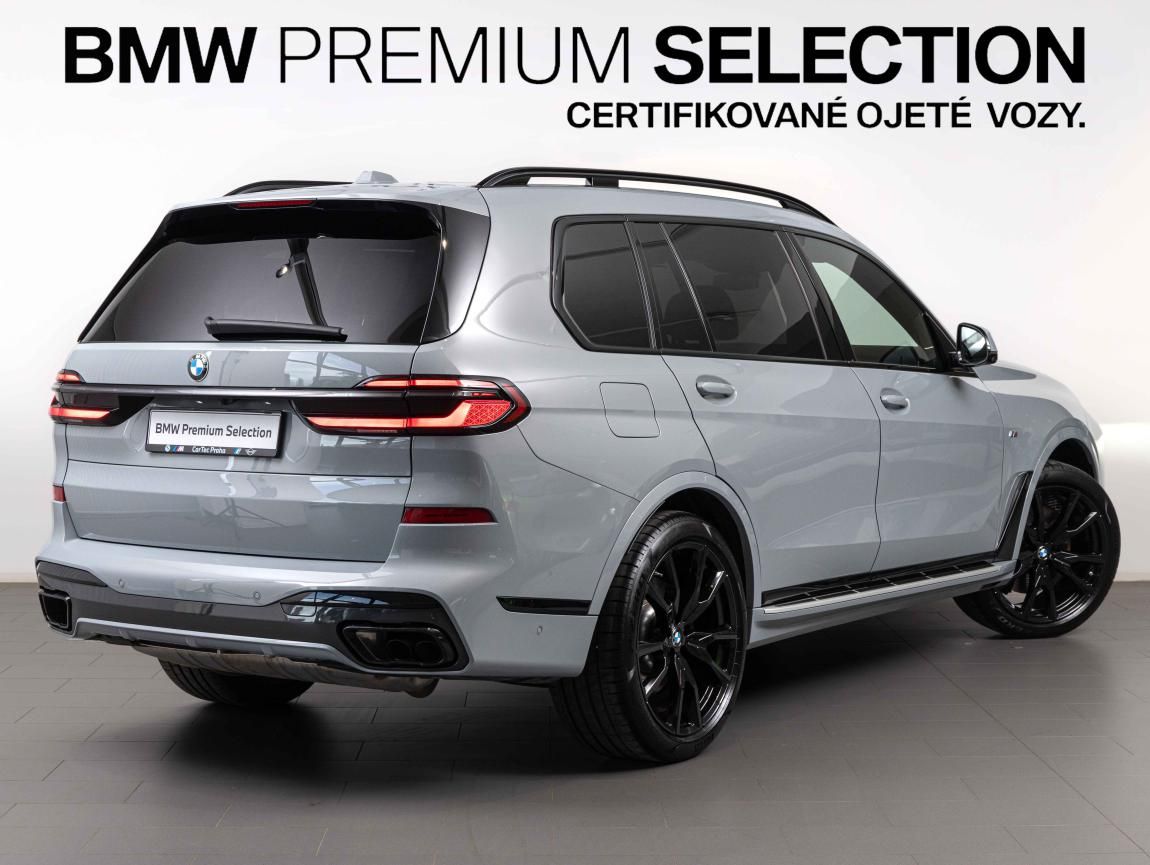 BMW X7, xDrive40i - fotka 5