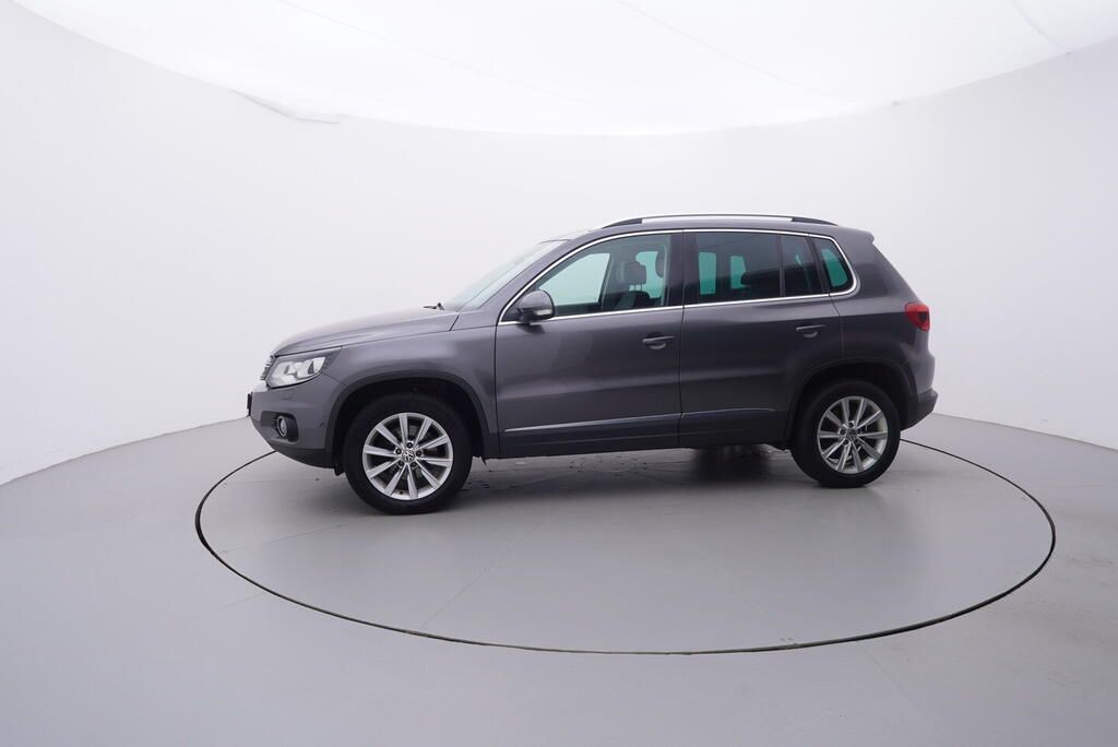 Volkswagen Tiguan, Highline 2.0 TDI 130 kW - fotka 2