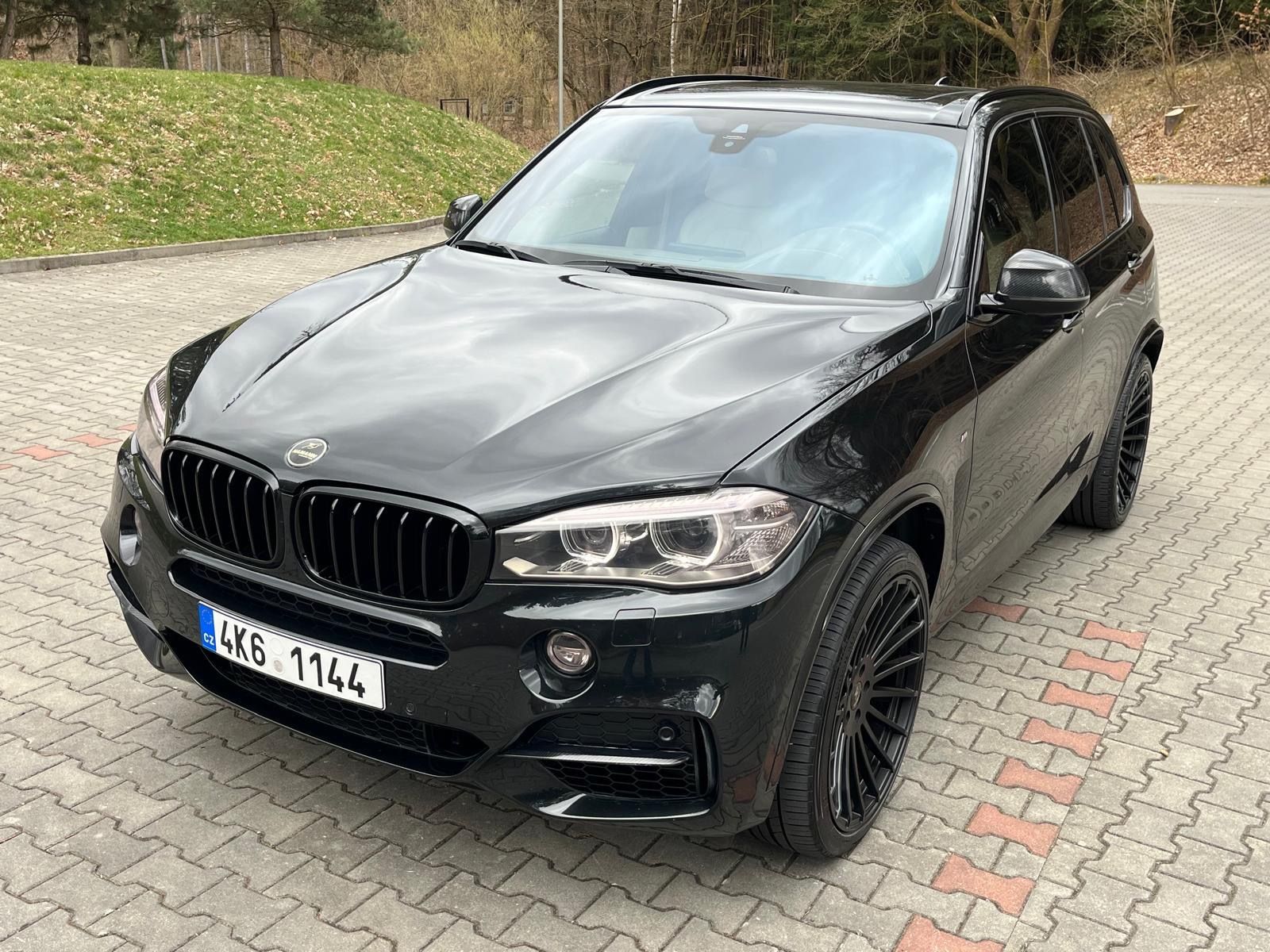 BMW X5, M50d Aut,pan.stř,head up dis. - fotka 2