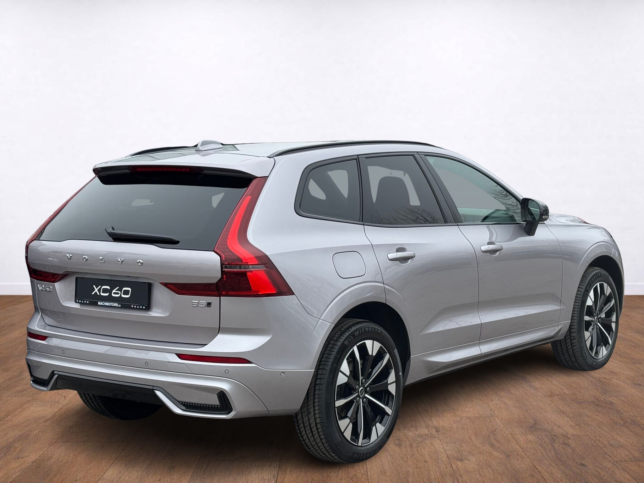 Volvo XC60, PLUS B5, 360°, FULL LED - fotka 5