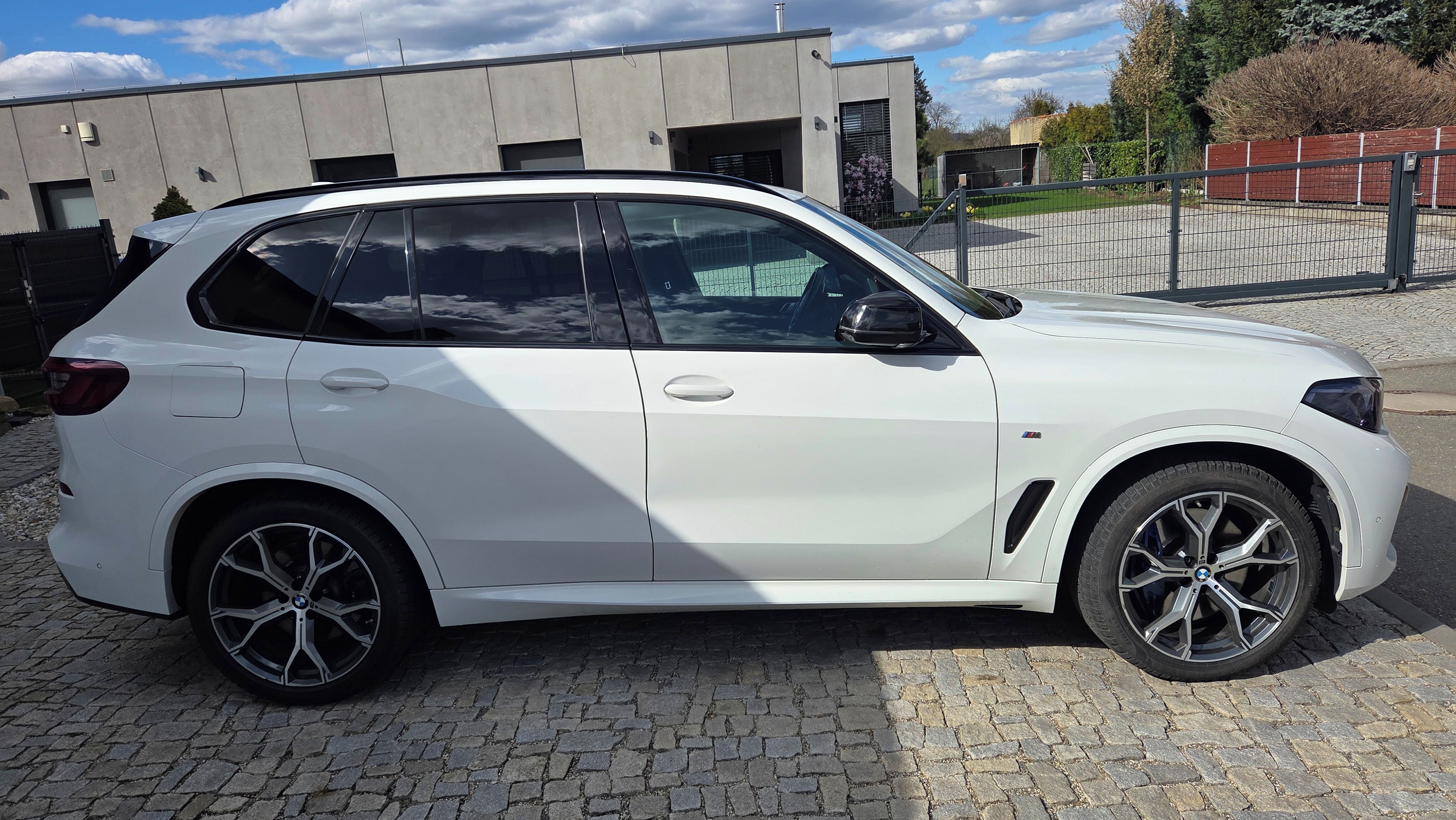 BMW X5, M50d ČR LASER ČR DPH - fotka 4