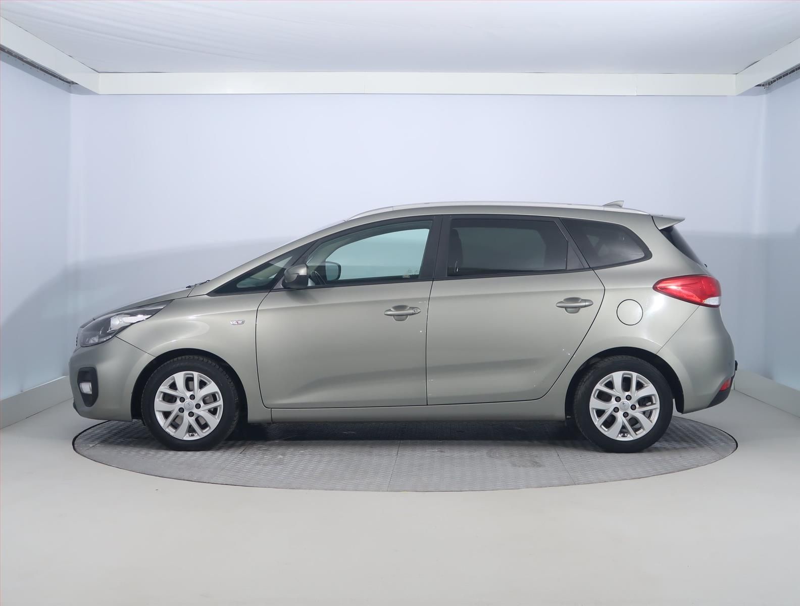 Kia Carens, 1.7 CRDi, Automat, Serv.kniha - fotka 3
