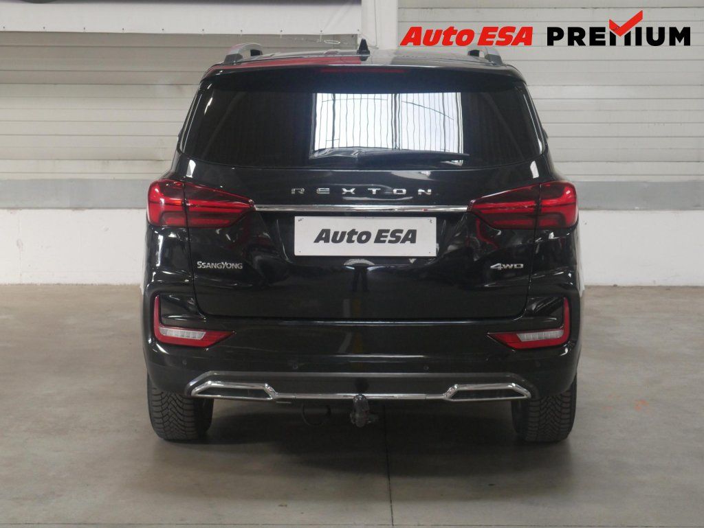 SsangYong Rexton, 2.2 e-XDI 4x4,7míst,ČR - fotka 5