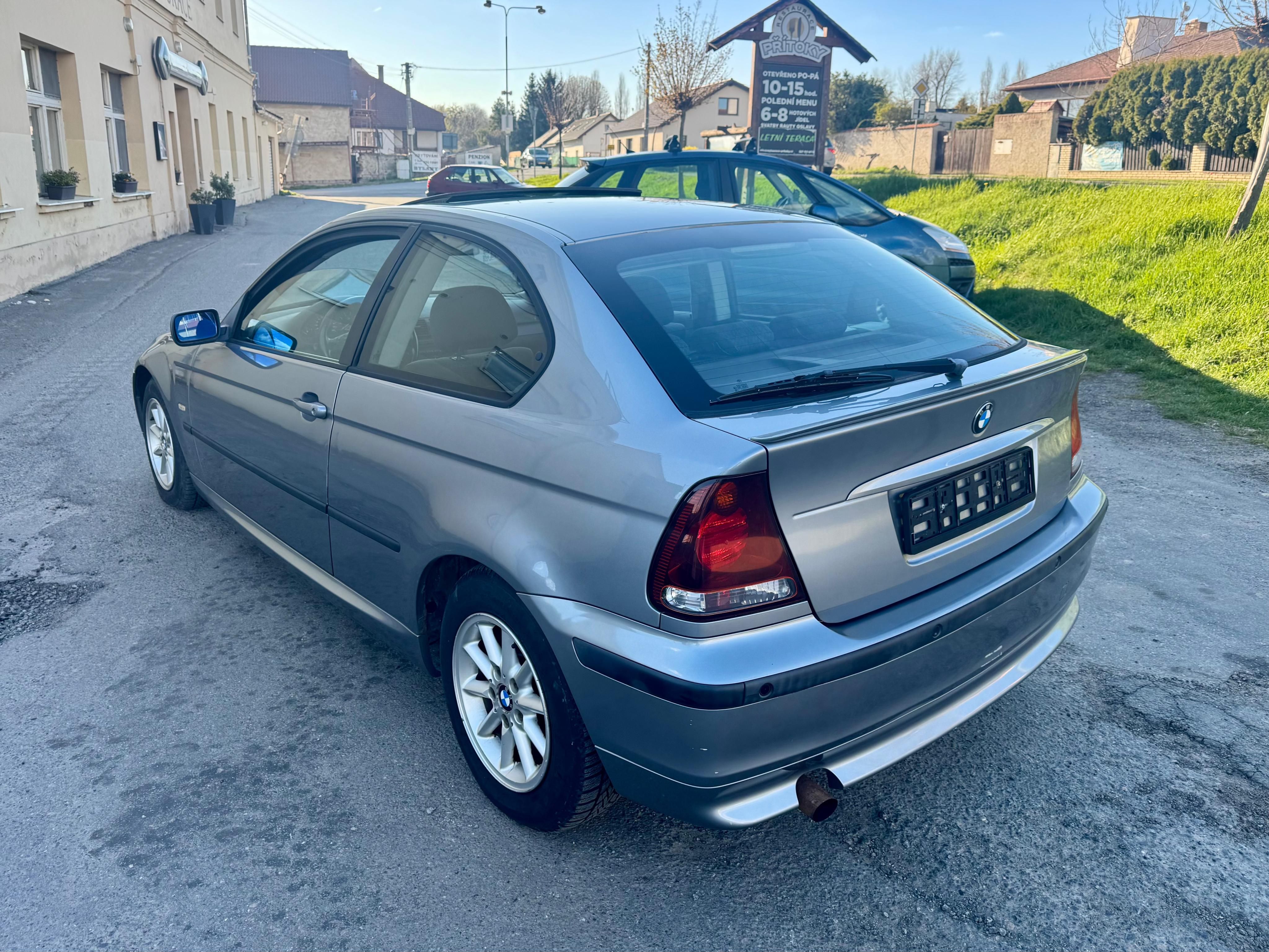 BMW Řada 3, 318Ti Compakt 85kW.Klima - fotka 3