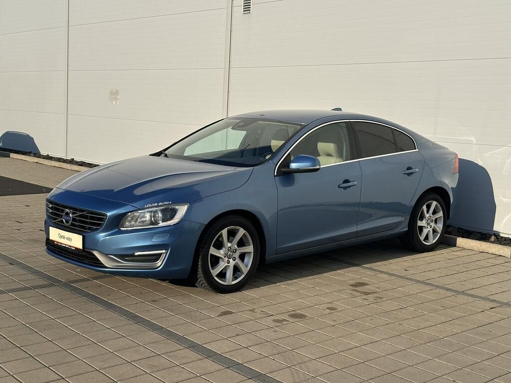 Volvo S60, Momentum 2.4 158 kW
