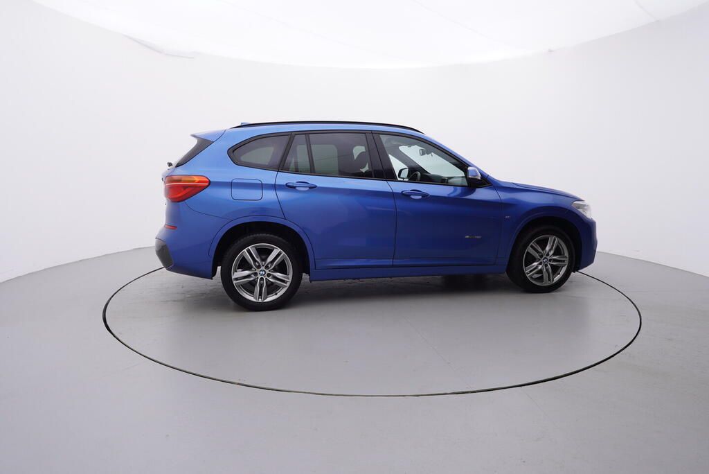 BMW X1, M packet 1.5 100 kW - fotka 6