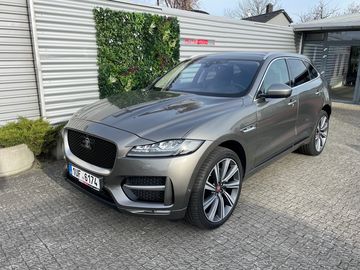 R-Sport D300 AWD