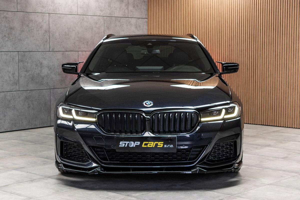 BMW Řada 5, 520d xD ///M*ZÁRUKA*TAŽNÉ*ČR* - fotka 2