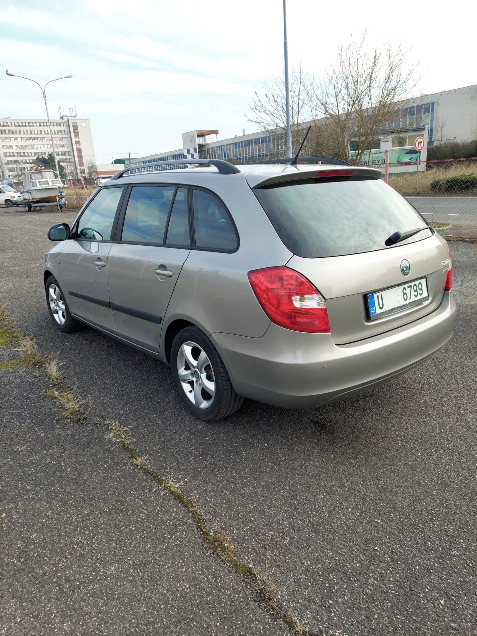 Škoda Fabia, 1.2TSI / 63KW FAMILY - fotka 4