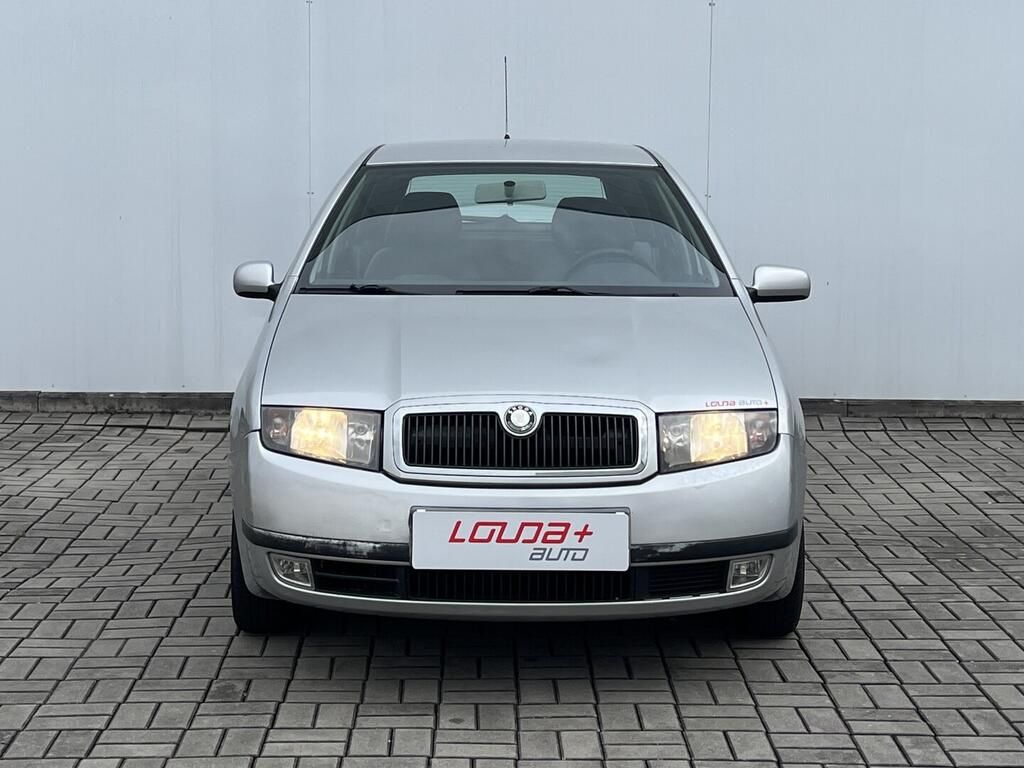 Škoda Fabia, Ambition 1.4 16V 50 kW - fotka 4