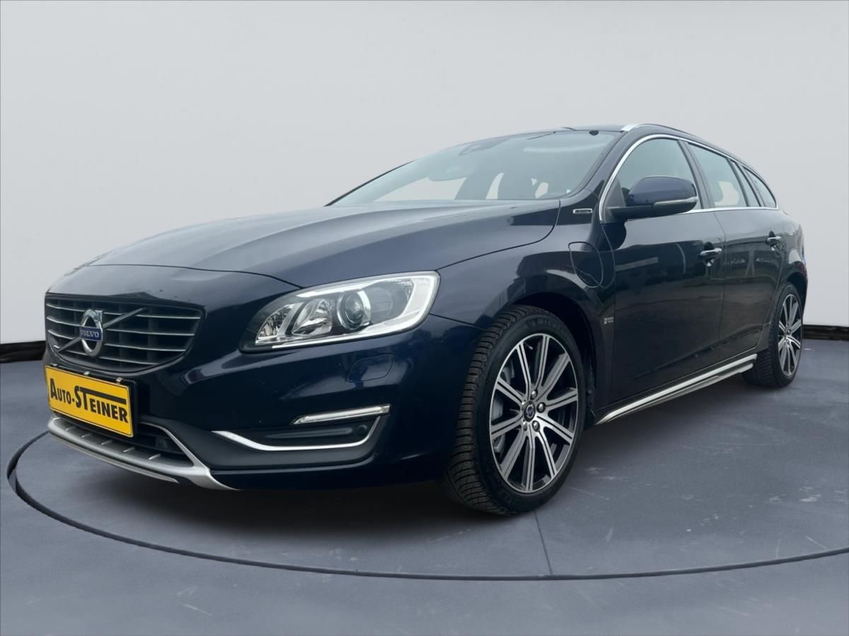 Volvo V60, 2,4 D6 AWD Hybrid - fotka 3