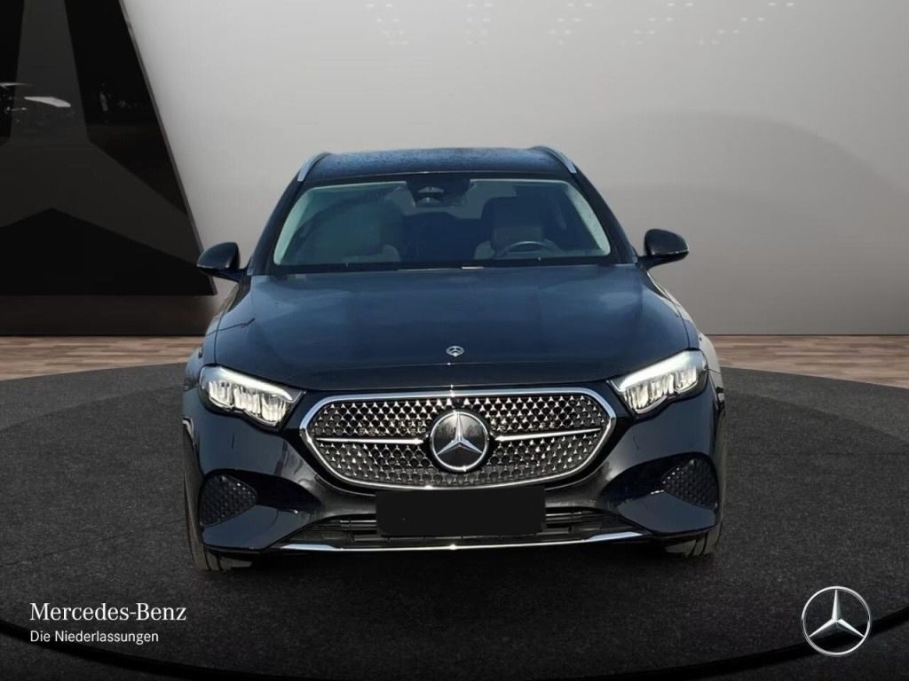 Mercedes-Benz Třídy E, 300 e T Avantgarde Advanced - fotka 5