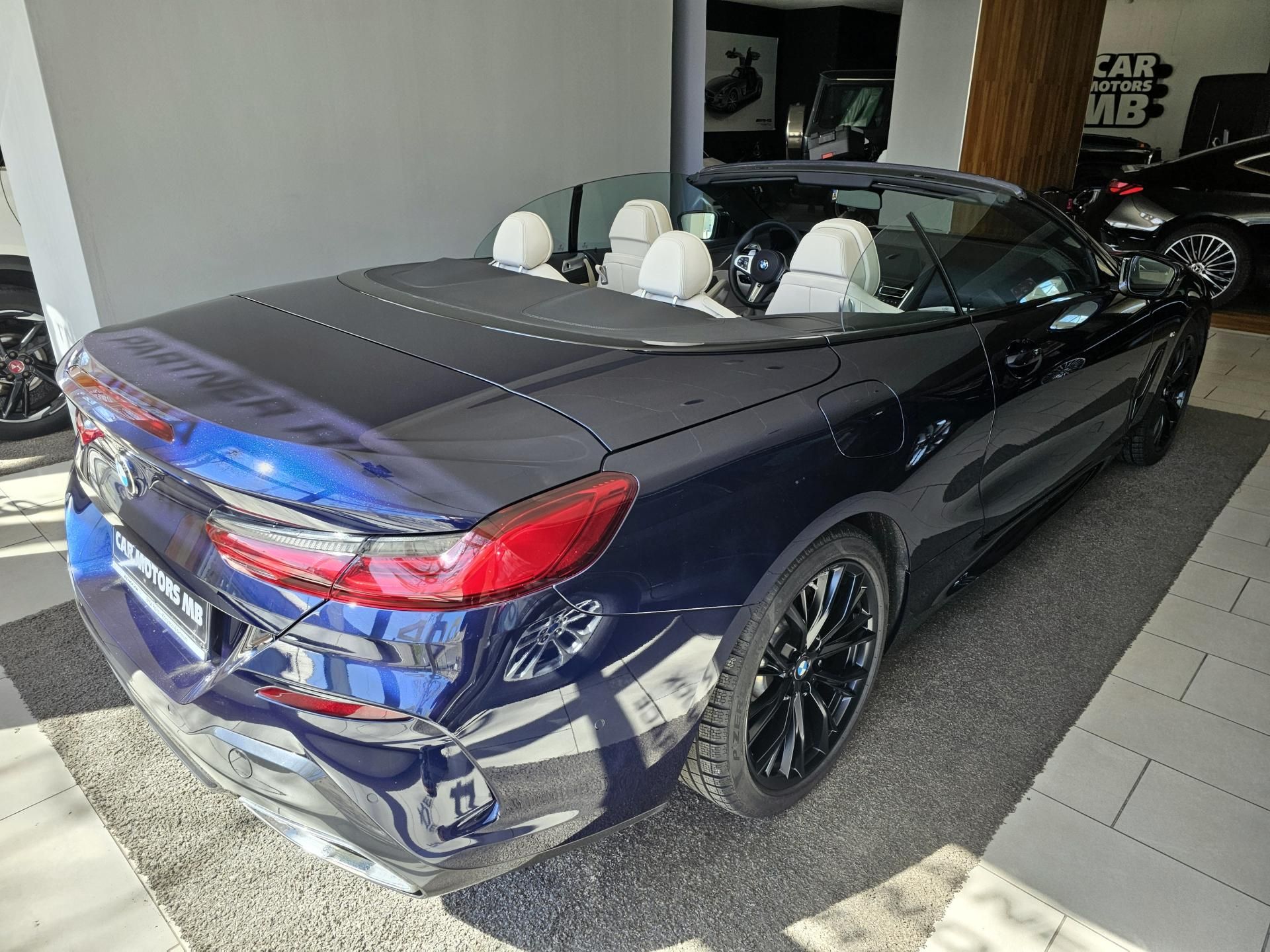 BMW Řada 8, 840i xD cabrio 1.maj, CZ - fotka 4