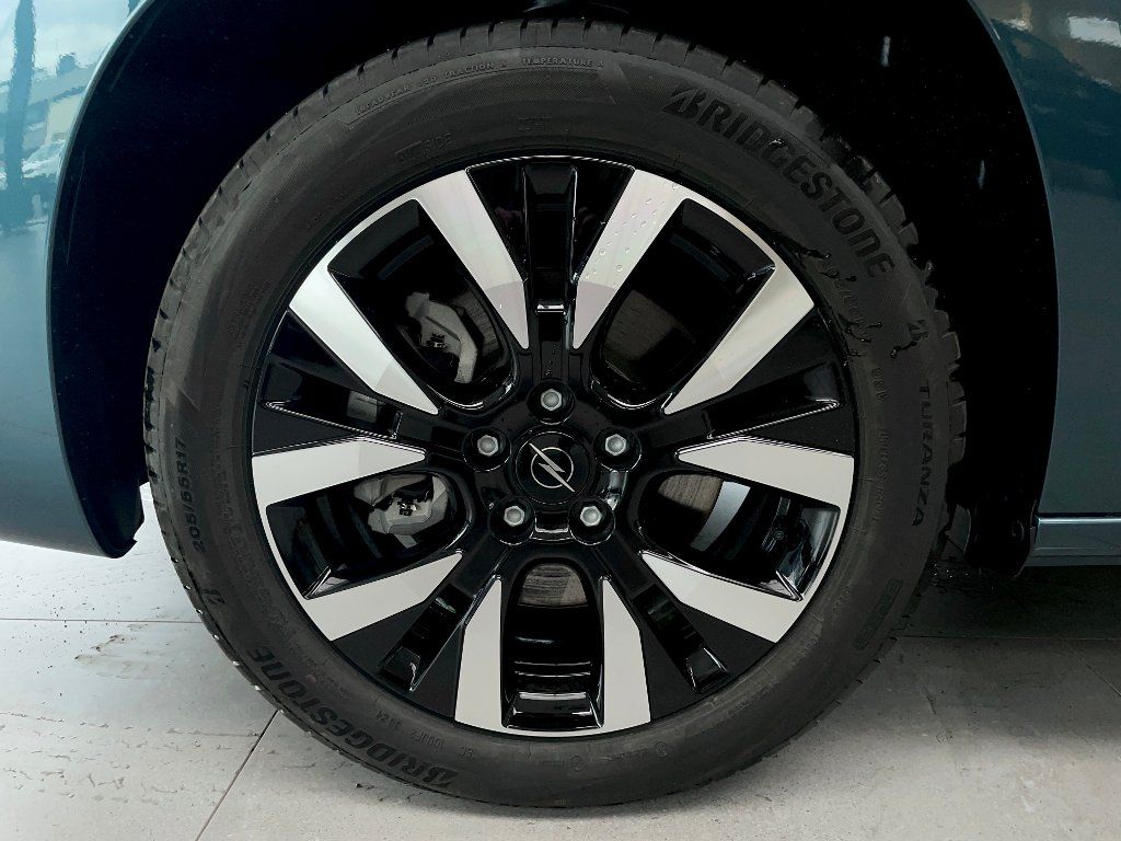 Opel Combo, Elegance Plus 1,5CDTi 130k MT6 - fotka 5