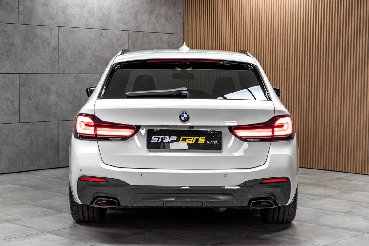 BMW Řada 5, 530d xD ///M*2xKOLA*DPH*ČR 1.M - fotka 6
