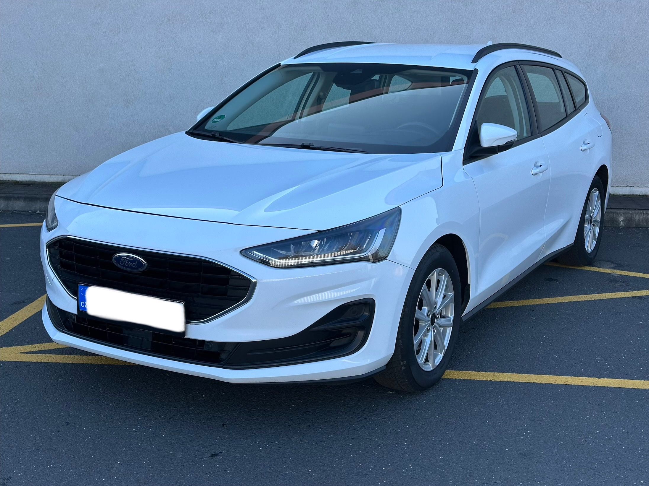 Ford Focus, 1,5,88kw,kessy,1.maj.Čr,DPH - fotka 2