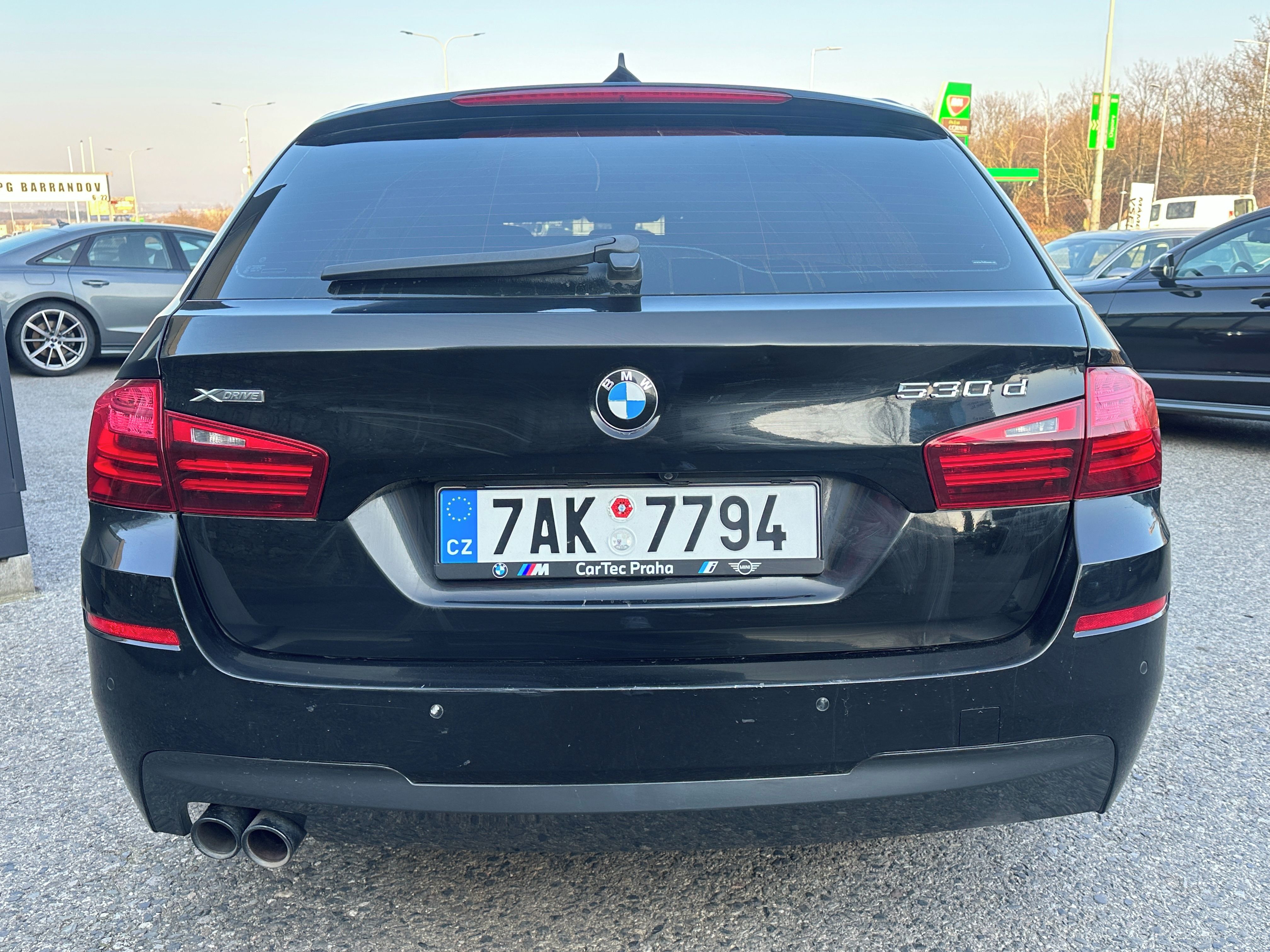 BMW Řada 5, BMW 530D 2015 - fotka 5