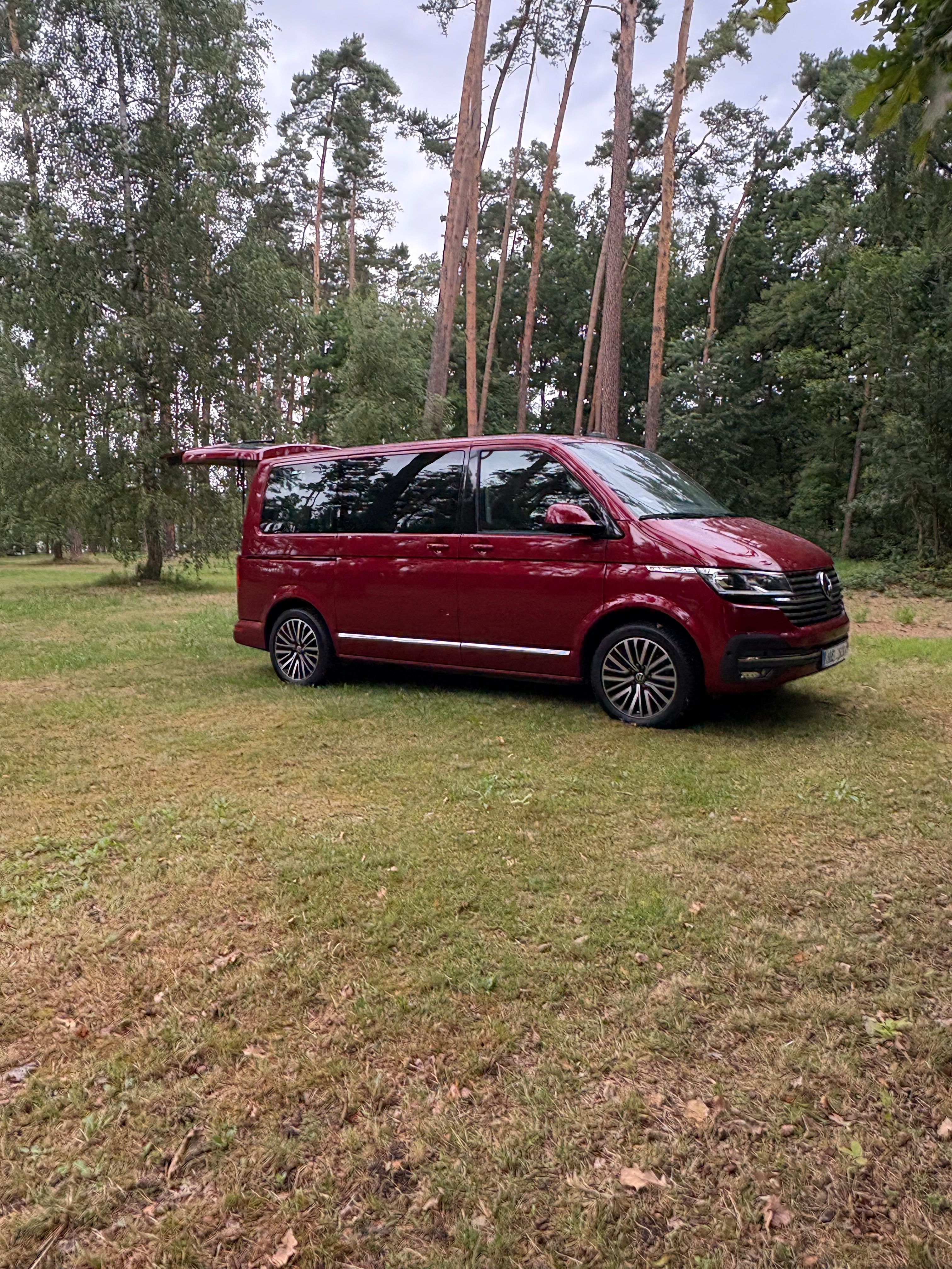 Volkswagen Multivan, Highline Led 1.Majitel  CZ - fotka 4