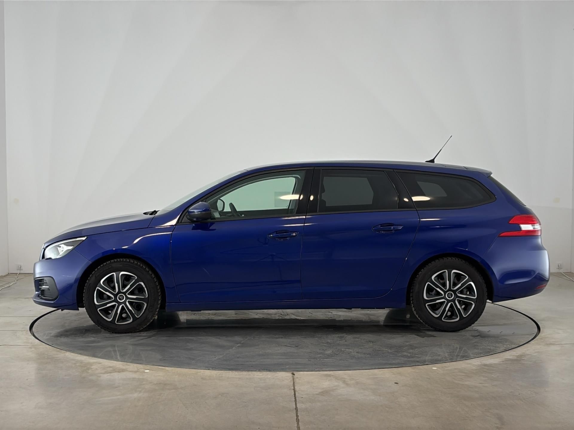 Peugeot 308, 1.2 PureTech / 81 kW - fotka 3