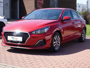 1.0 T-GDI Komfort Fastback