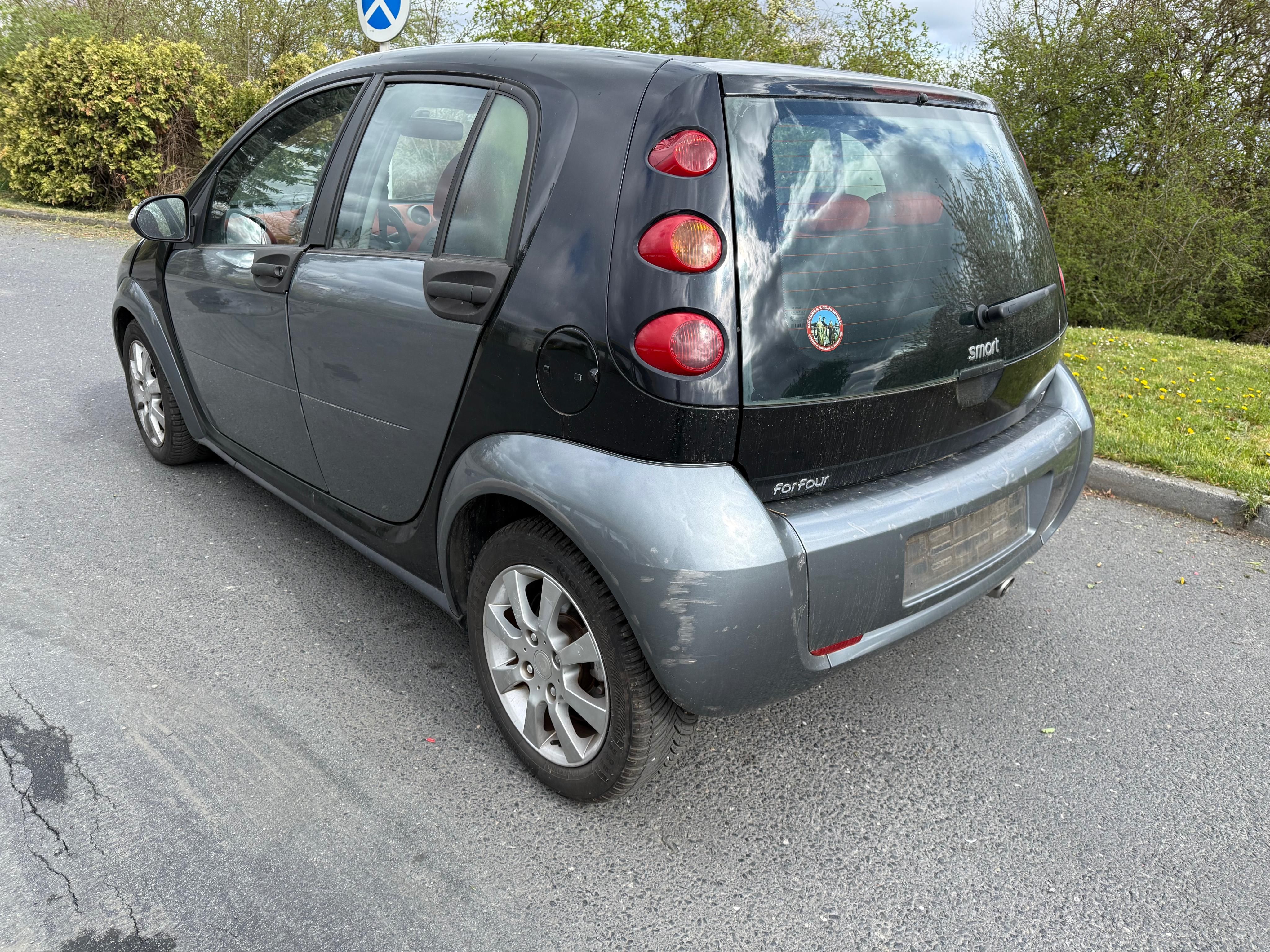 Smart Forfour, 1,1i 55 KW jen 68t.km.Automat. - fotka 6