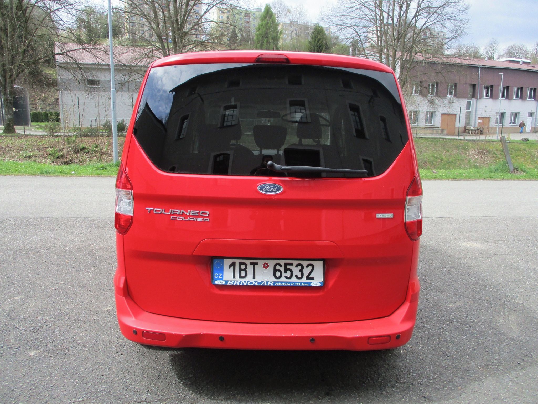 Ford Tourneo Courier, 1.0 5 Míst, TOP STAV - fotka 4
